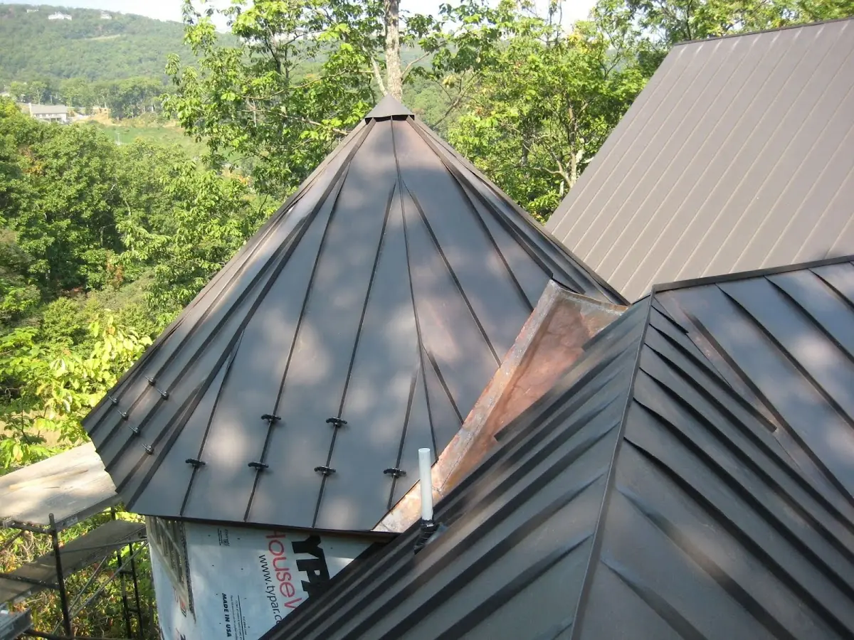 Professional Roof Tarp Installation by Craftsman Roofing in Mountain Side